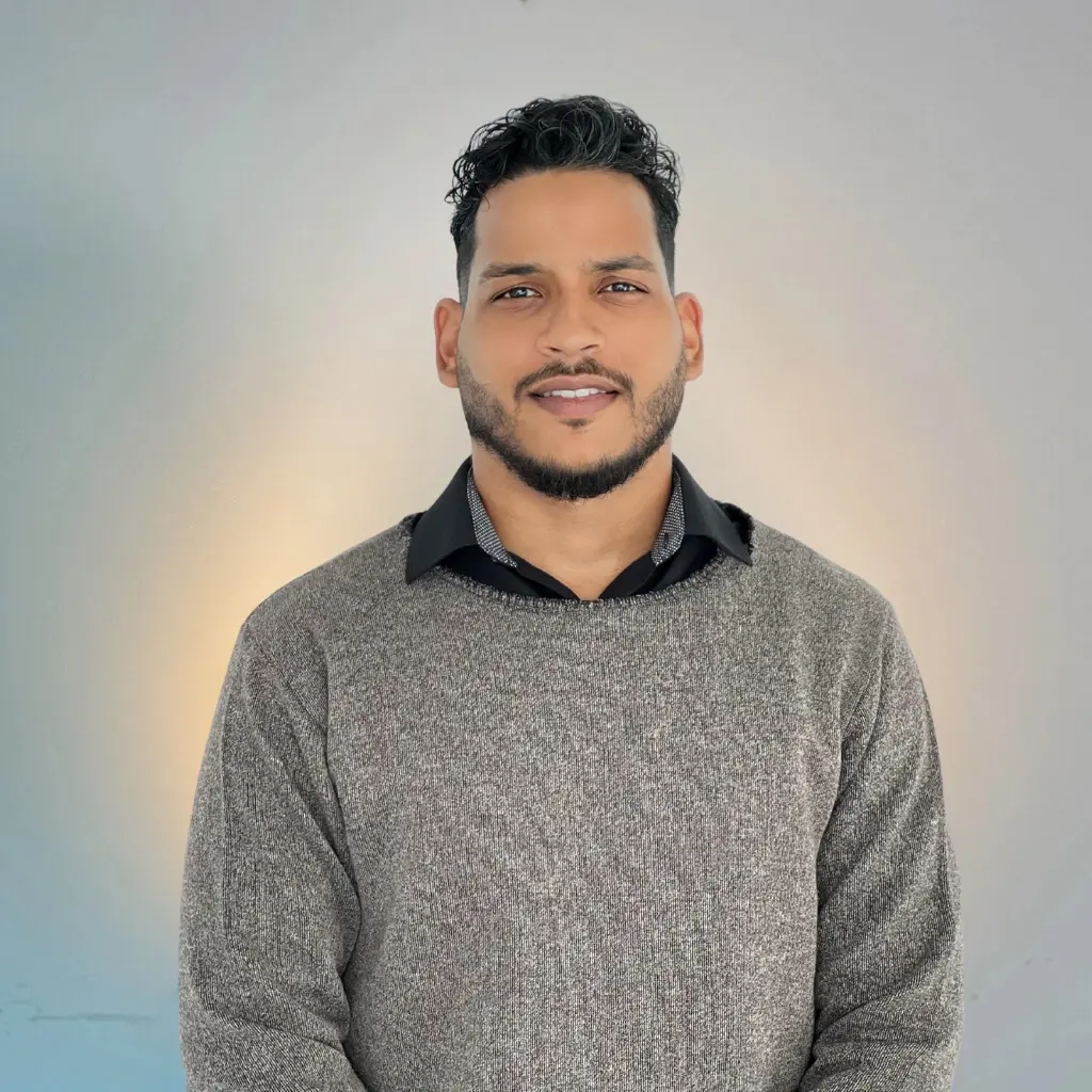 Gabriel Grajales - NDM law firm & Associates Gabriel Grajales NDM law firm Associates