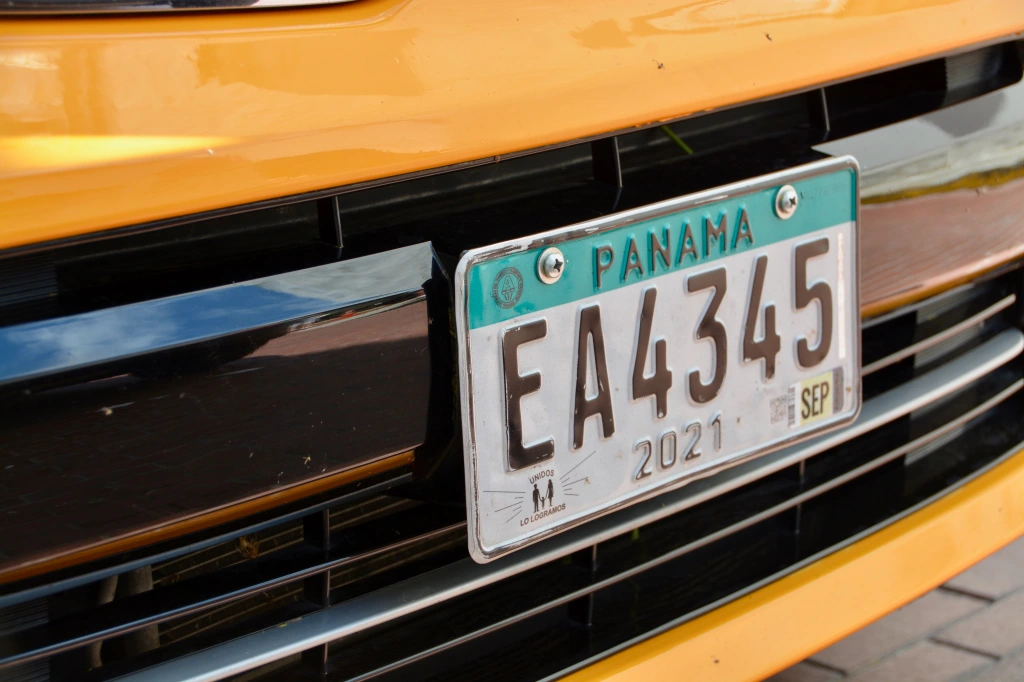 Vehicle licenses Plate in Panama